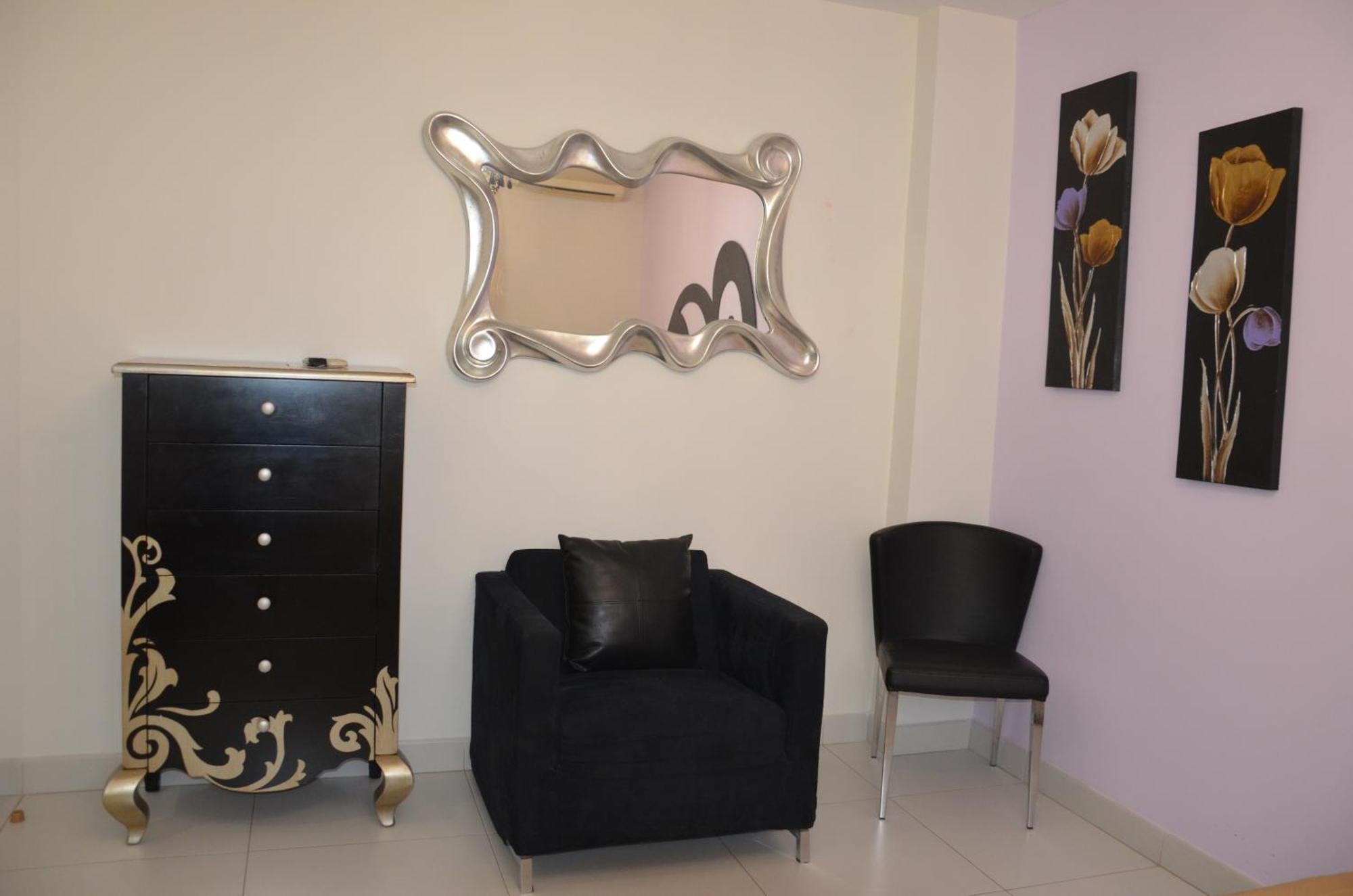 Hostal Mont Royal Alicante Exteriör bild