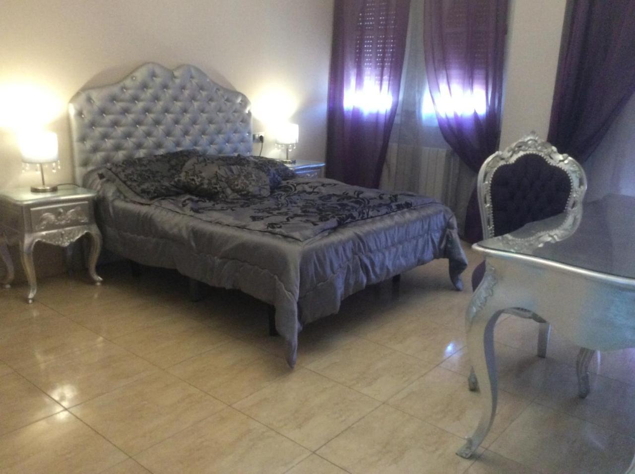 Hostal Mont Royal Alicante Exteriör bild